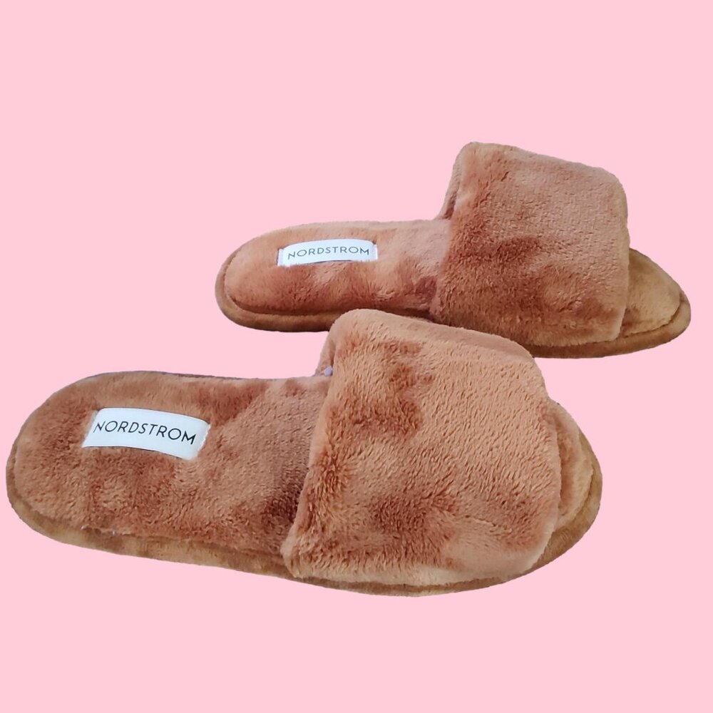 NEW Nordstrom Luxury Bronze Tan Plush Faux Fur Slippers Small